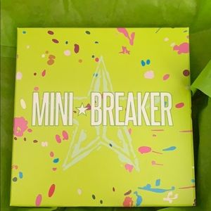 Mini breaker